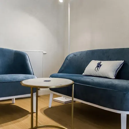 Luxurious Studio Old Town By Renters Apartment Poznan